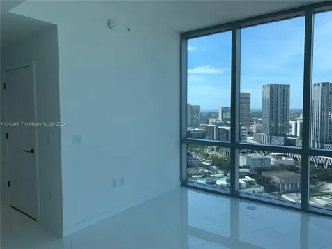 851 NE 1st Avenue Miami FL 33132