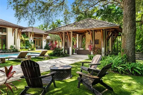 8601 Ponce De Leon Road Miami FL 33143