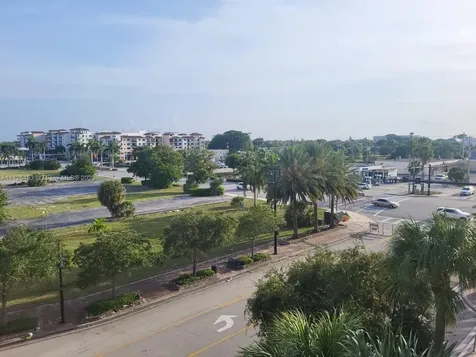 350 N Federal Highway Boynton Beach FL 33435