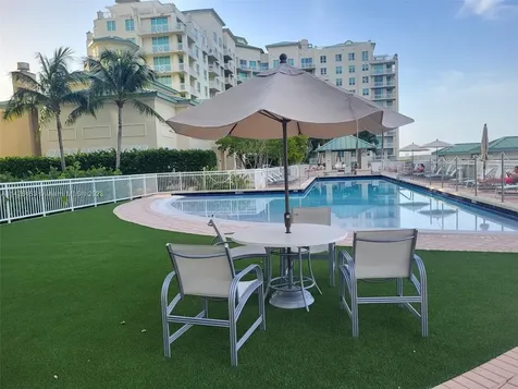 350 N Federal Highway Boynton Beach FL 33435