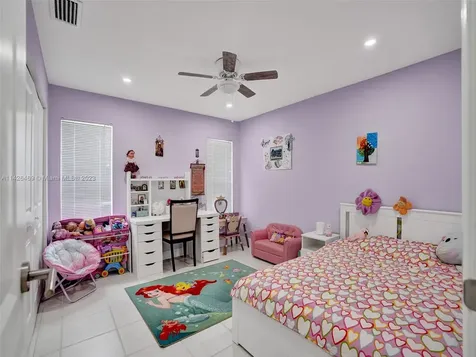 8241 SW 27th Place Davie FL 33328