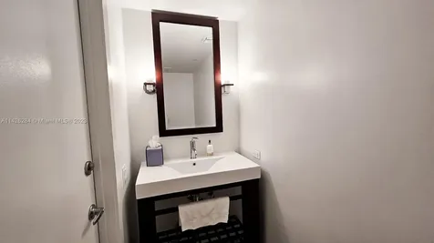 17315 E Collins Avenue Sunny Isles Beach FL 33160