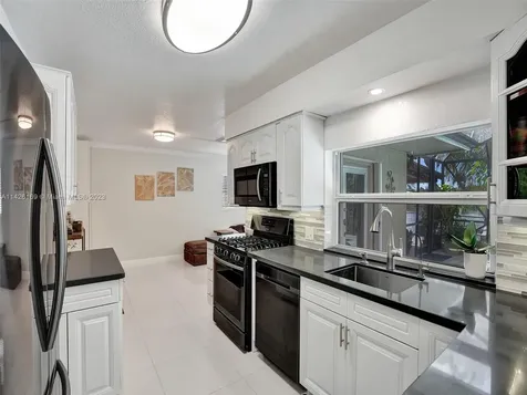 11650 NW 30th Place Sunrise FL 33323
