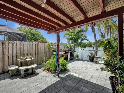 11650 NW 30th Place Sunrise FL 33323