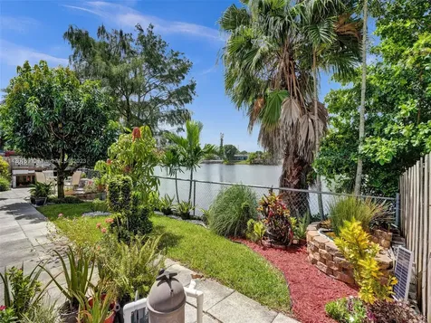 11650 NW 30th Place Sunrise FL 33323