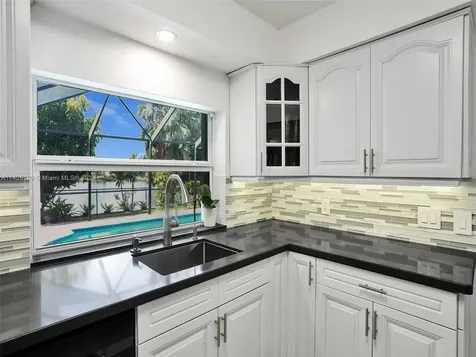 11650 NW 30th Place Sunrise FL 33323