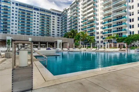 102 24th Street Miami Beach FL 33139