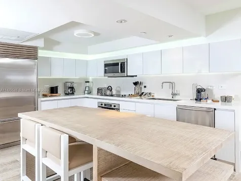 102 24th Street Miami Beach FL 33139