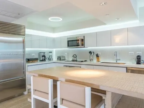102 24th Street Miami Beach FL 33139