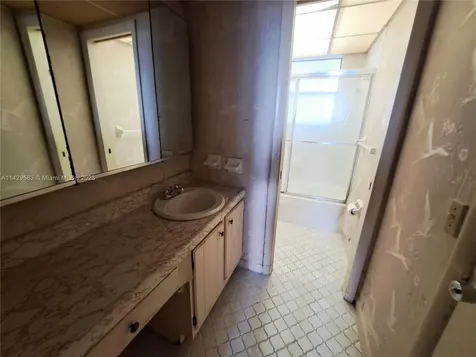 2950 SW 3rd Avenue Miami FL 33129