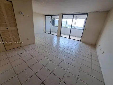 2950 SW 3rd Avenue Miami FL 33129