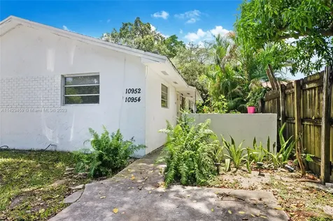 10952 NE 3rd Court Miami FL 33161