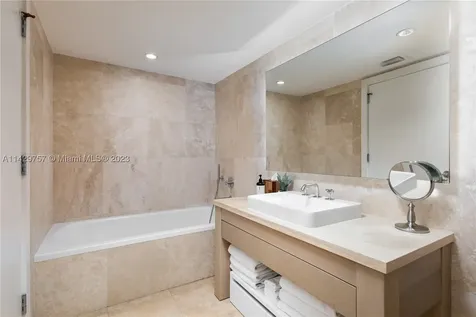 102 24th Street Miami Beach FL 33139