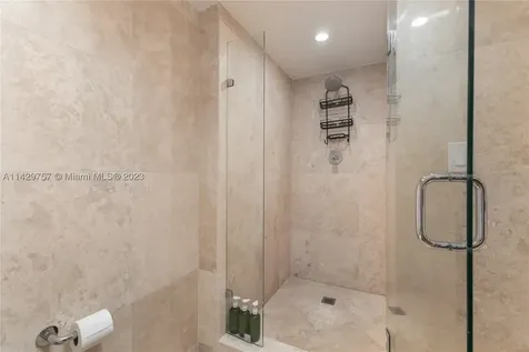102 24th Street Miami Beach FL 33139