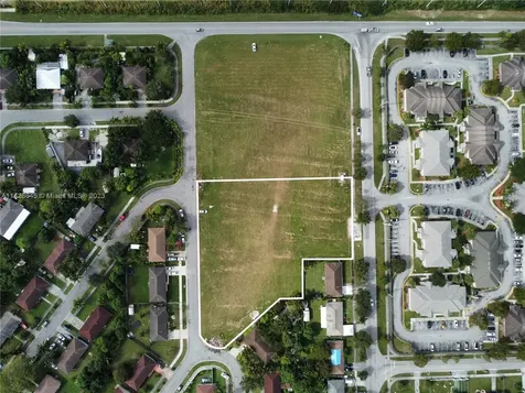 Davis Parkway Florida City FL 33034