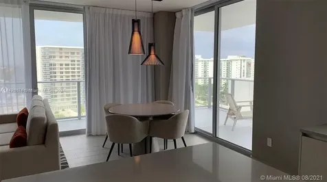 4010 S Ocean Drive Hollywood FL 33019