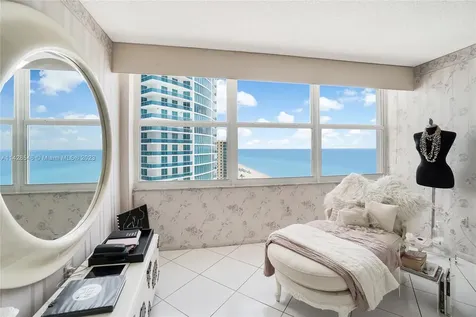 2751 S Ocean Drive Hollywood FL 33019
