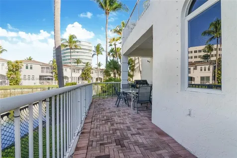 20880 NE 30th Place Aventura FL 33180