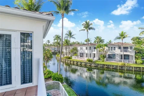 20880 NE 30th Place Aventura FL 33180