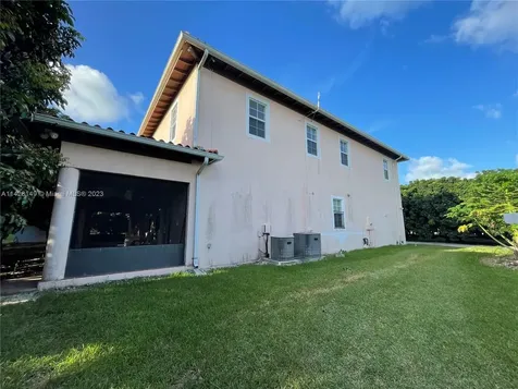 33300 SW 202nd Avenue Homestead FL 33034