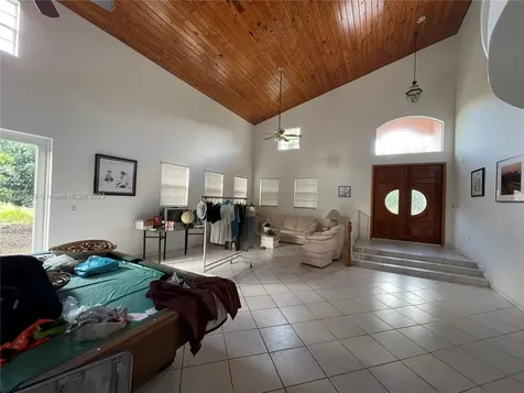 33300 SW 202nd Avenue Homestead FL 33034