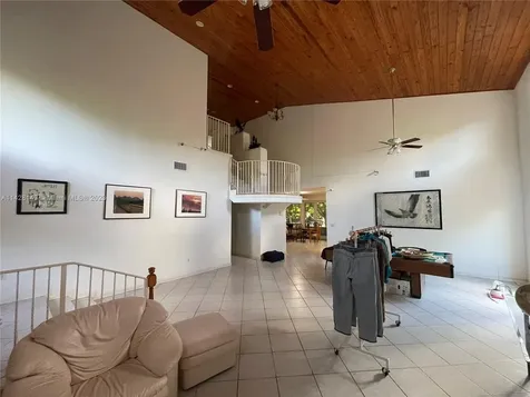 33300 SW 202nd Avenue Homestead FL 33034