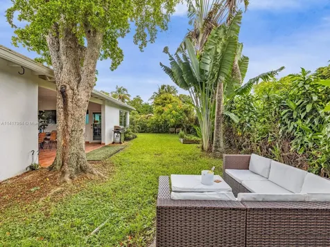 465 NW 88th Terrace El Portal FL 33150