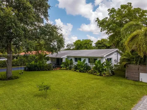 465 NW 88th Terrace El Portal FL 33150