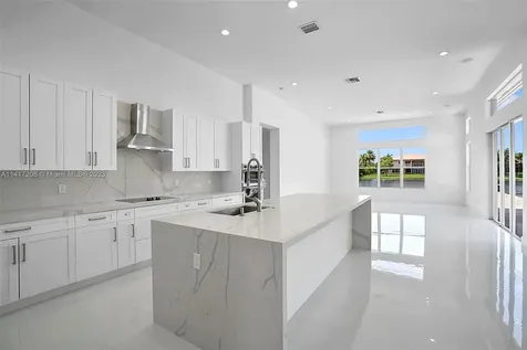 15201 SW 39th Street Davie FL 33331