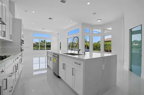 15201 SW 39th Street Davie FL 33331