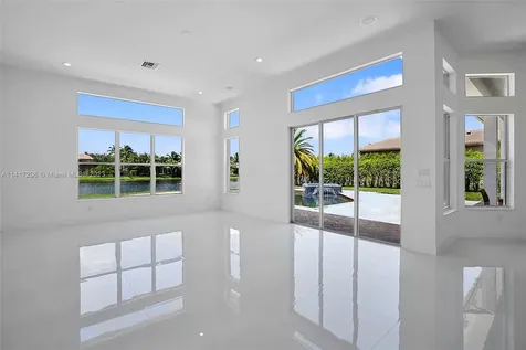 15201 SW 39th Street Davie FL 33331