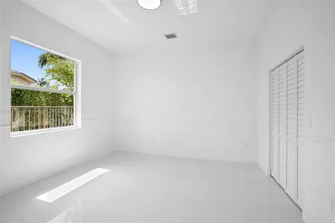 15201 SW 39th Street Davie FL 33331