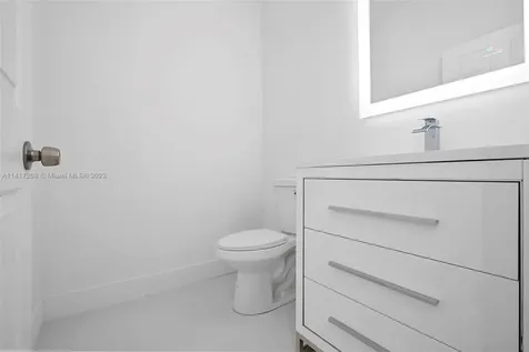 15201 SW 39th Street Davie FL 33331