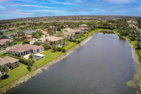 15201 SW 39th Street Davie FL 33331