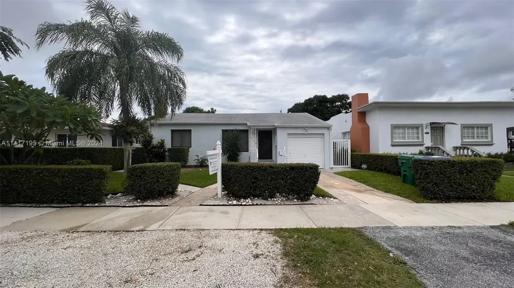 2756 SW 14th Street Miami FL 33145
