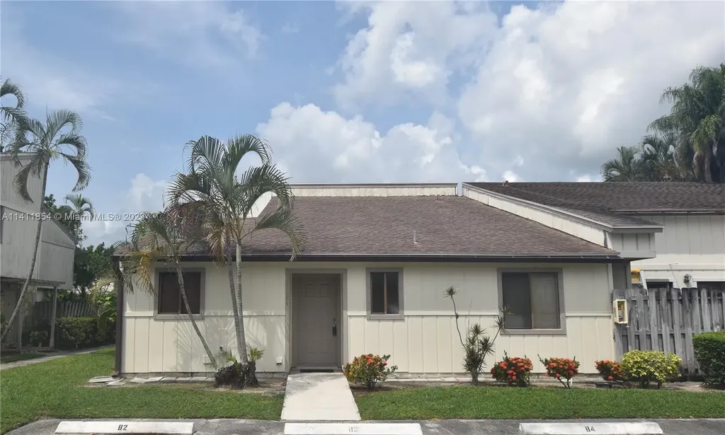 11884 Sturbridge Lane Wellington FL 33414