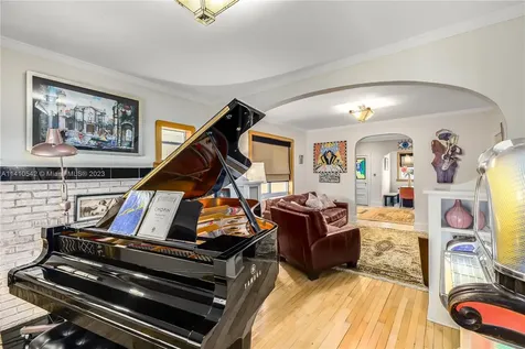521 NE 74th Street Miami FL 33138