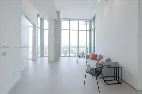 2900 NE 7th Avenue Miami FL 33137