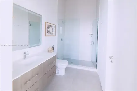 2900 NE 7th Avenue Miami FL 33137