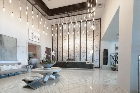 2900 NE 7th Avenue Miami FL 33137