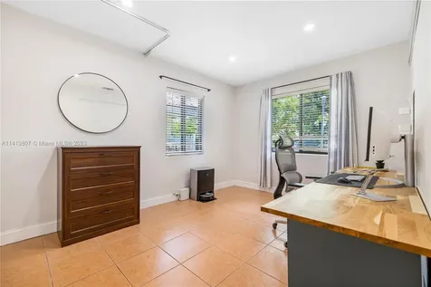 2450 SW 14th Street Miami FL 33145