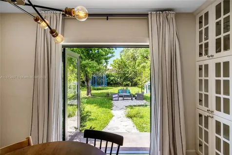 2450 SW 14th Street Miami FL 33145