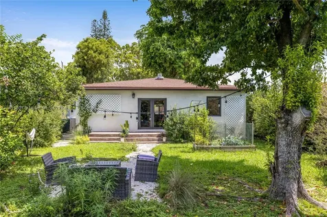 2450 SW 14th Street Miami FL 33145
