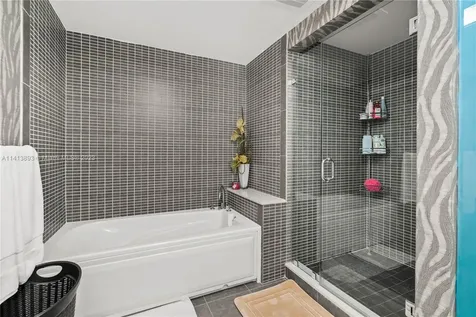 7935 East Drive North Bay Village FL 33141