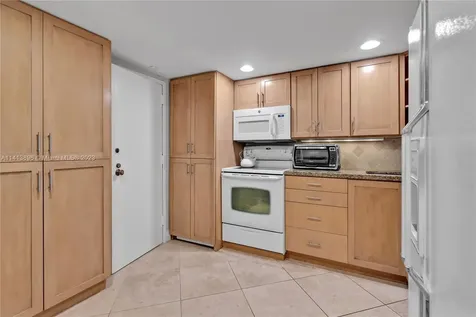 2333 Brickell Avenue Miami FL 33129