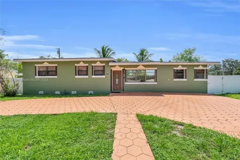 20442 NE 14th Court Miami FL 33179