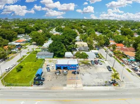 4420 NW 7th Avenue Miami FL 33127