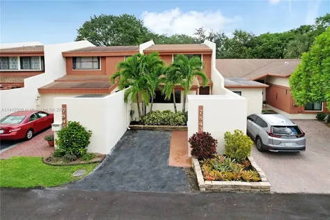 7843 SW 106th Circle Miami FL 33173