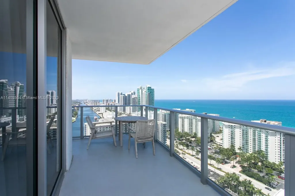 4010 S Ocean Drive Hollywood FL 33019