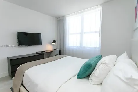 4010 S Ocean Drive Hollywood FL 33019